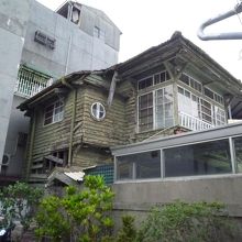 重慶寺から見えた古い家屋