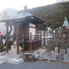 お堂と観音様の様子