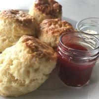 スコーン！ベリーソースは極上でした
