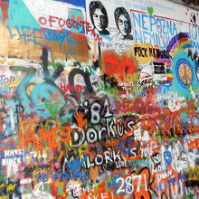 ジョン・レノンの壁