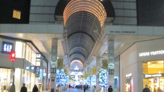 冬の夜、イルミネーションが華やかでした