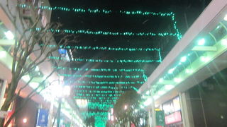 南側のサンモールとの微妙な違いが面白い！