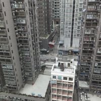 西営盤駅B1口が見えます