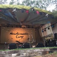 ニューアコ期間中は敷地内のゴルフ場にステージが登場