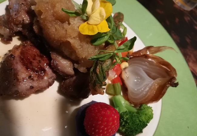 鹿肉料理がいただけます。You can eat venison cuisine.