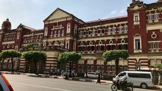 高等裁判所の裏側