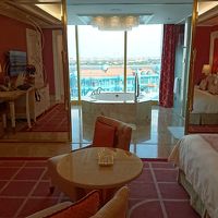 もう、ほぼラブホ…