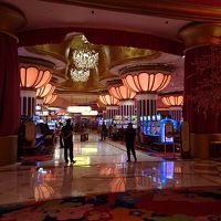 カジノエントランス（未明頃）