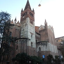 サン フェルモ マッジョーレ教会 