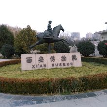 西安博物館に入ったところにある飛ぶ馬の像