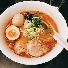 味噌ラーメン辛さふつう770円煮卵トッピング