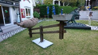 庭を見ながらビール