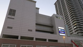 新杉田駅直結です