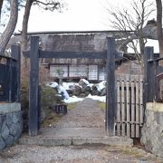 周辺も屋敷町の名残があります