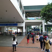 セントラル埠頭に到着､こんな綺麗だった？