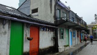 眷村（軍人村）に関する信義公民会館内部の展示も見てみたい方は休館日に要注意。