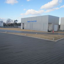 八木山てっぺんひろばの様子