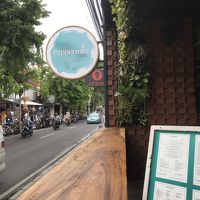 朝食のレストラン