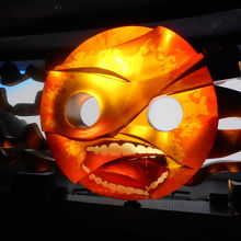 岡本太郎の世界に引き込まれる