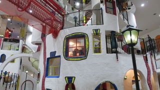 児童館の大きいバージョン