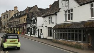 ウィンチカムーーチェルトナムからブロードウェイの途中にある小さな村