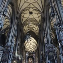 外観だけでなく内部もすごい