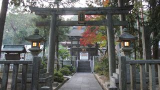 由緒ある神社で「嵐」の聖地