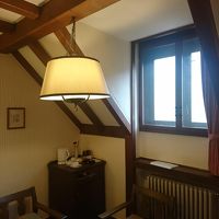 山小屋風の素敵なインテリア