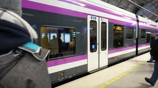 ヘルシンキの空港から市内までこれ一本