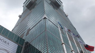 こんなに高い処で高い昼食は初めてでした