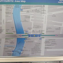 サパーンタクシン駅周辺の地図です。有名ホテルが多数あります。