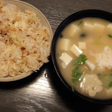 カニ飯とカニの味噌汁