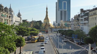ヤンゴンの中心であり、シンボルです