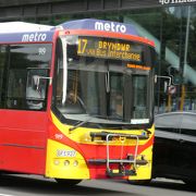 クライストチャーチではメトロ(Metro)表示がありますが、バスです