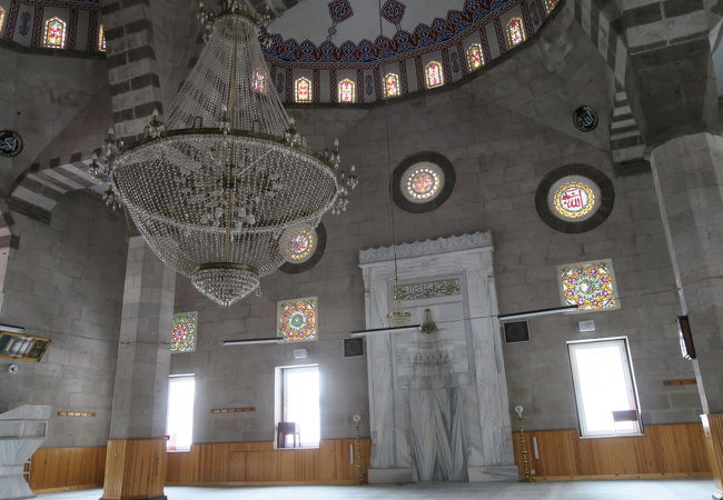 ツインミナレットがあるモスク