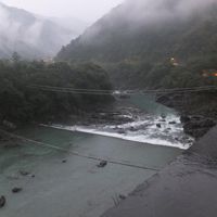 温泉山荘から見る風景 雨の風景もいいな