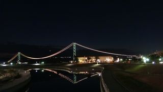 フォトジェニックな明石海峡大橋
