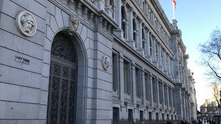 シベーレス広場南西