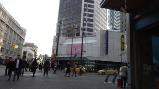 カナダ土産調達