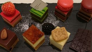 パティスリー・サダハル・アオキ・パリ♪