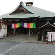 弘明寺観音　弘明寺商店街すぐそば