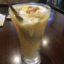 デザートに緑豆のチェーもオススメ