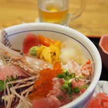 海鮮丼、美味しくいただきました