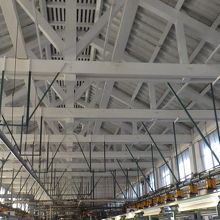 トラス構造の小屋組み