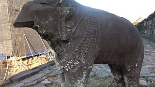 ロリュオス遺跡群の中心