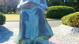 ♪横浜の埠頭から汽船に乗って♪