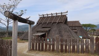 王や側近の住居集落 ♪