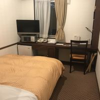 広くはないが、十分快適な室内