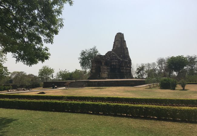 ドゥラーデーオ寺院