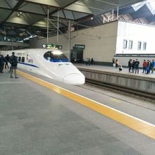 中国高速鉄道蘇州駅のホーム